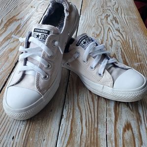 Womens pale pink slip on converse